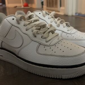 Nike Air Force 1 '07 'White Outline' Size 11